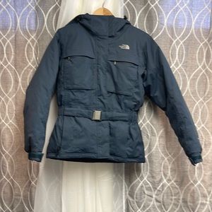 The NorthFace women’s petite/small goose down jacket